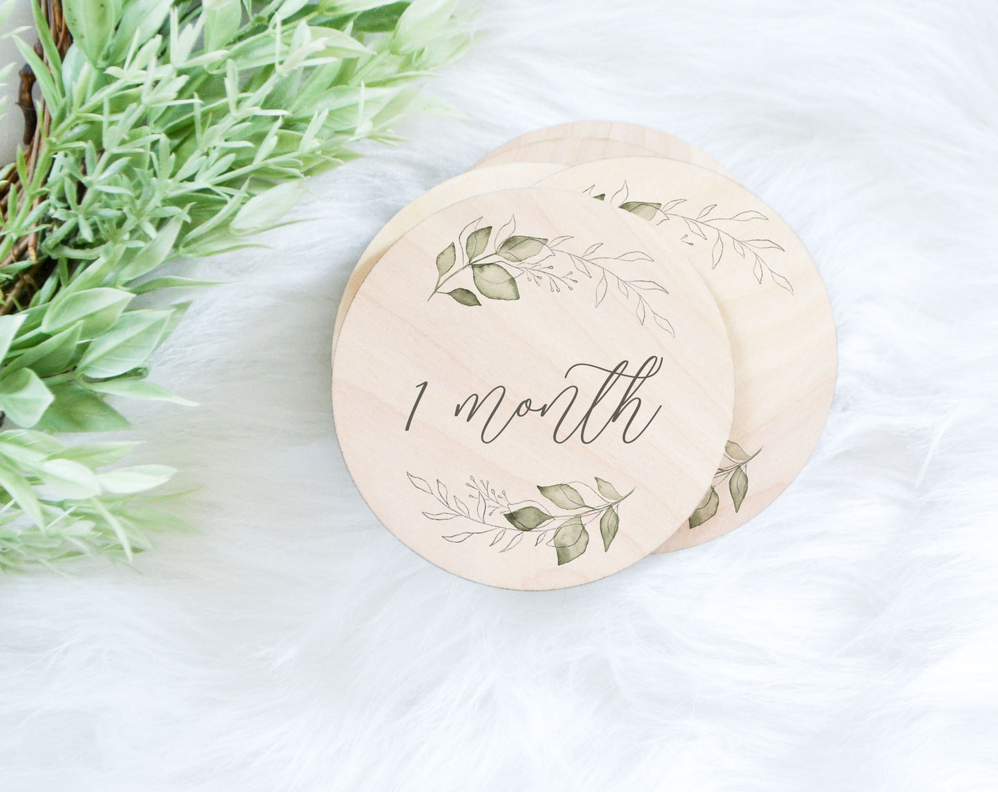 Amelia - Wreath Baby Monthly Milestone Set